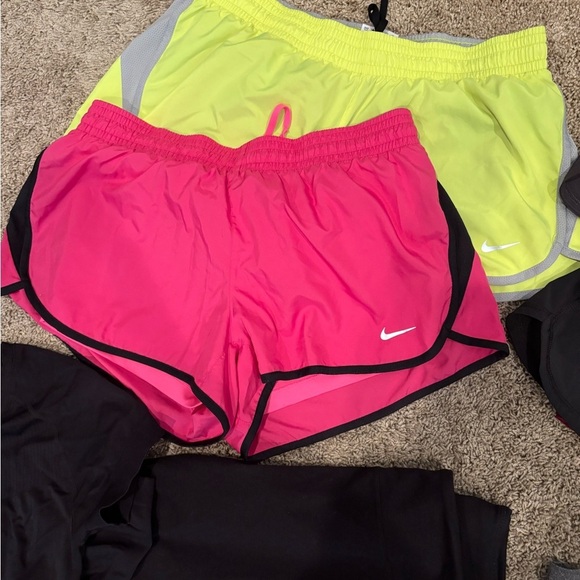 3/$15 Lot Activewear Women - Picture 5 of 12